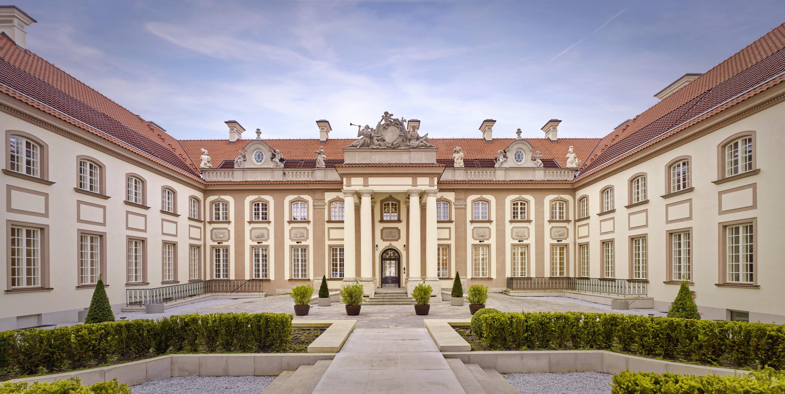 hotel verte warsaw pool